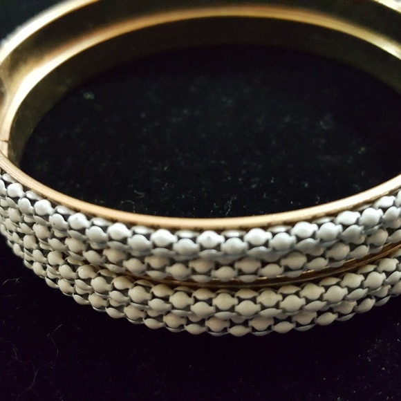 White bead Bangles - Picture 3 of 4